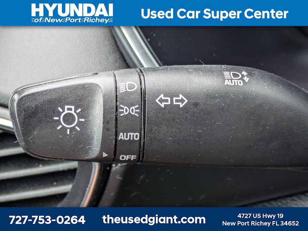 Certified 2022 Hyundai Santa Fe SEL FWD image 31