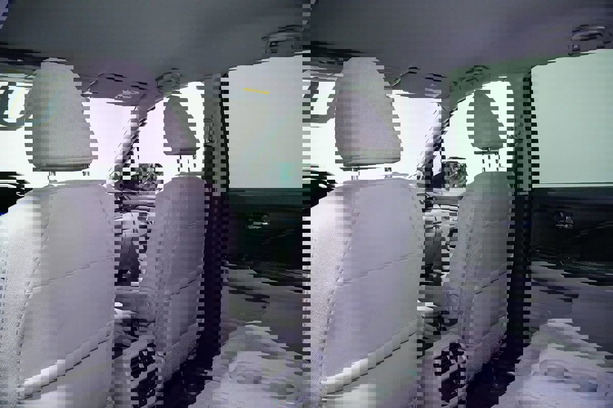 Used 2021 Honda Pilot EX image 19