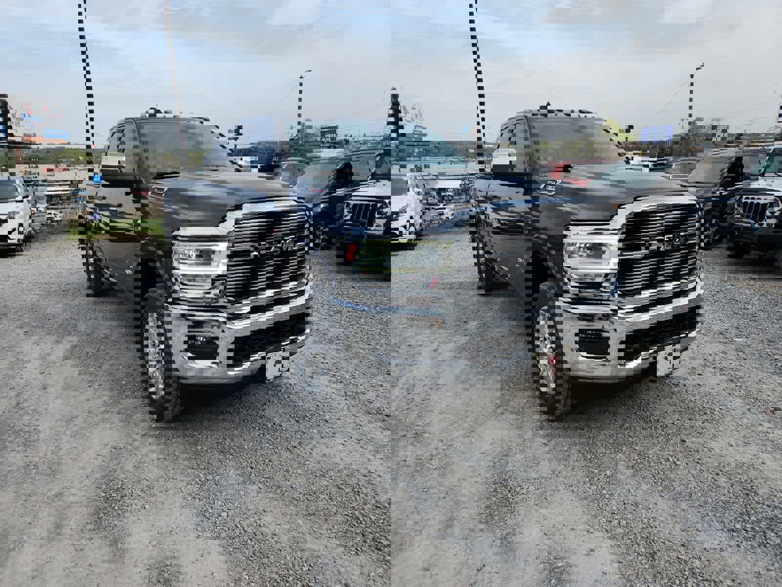 Used 2019 RAM 3500 Laramie image 7