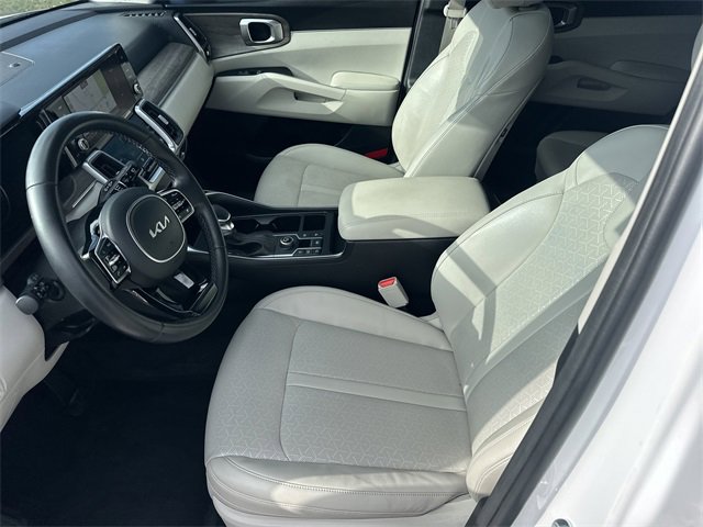 Used 2022 Kia Sorento EX w/ Panoramic Sunroof Package image 22