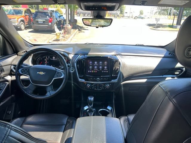 Used 2022 Chevrolet Traverse High Country AWD/4WD image 16
