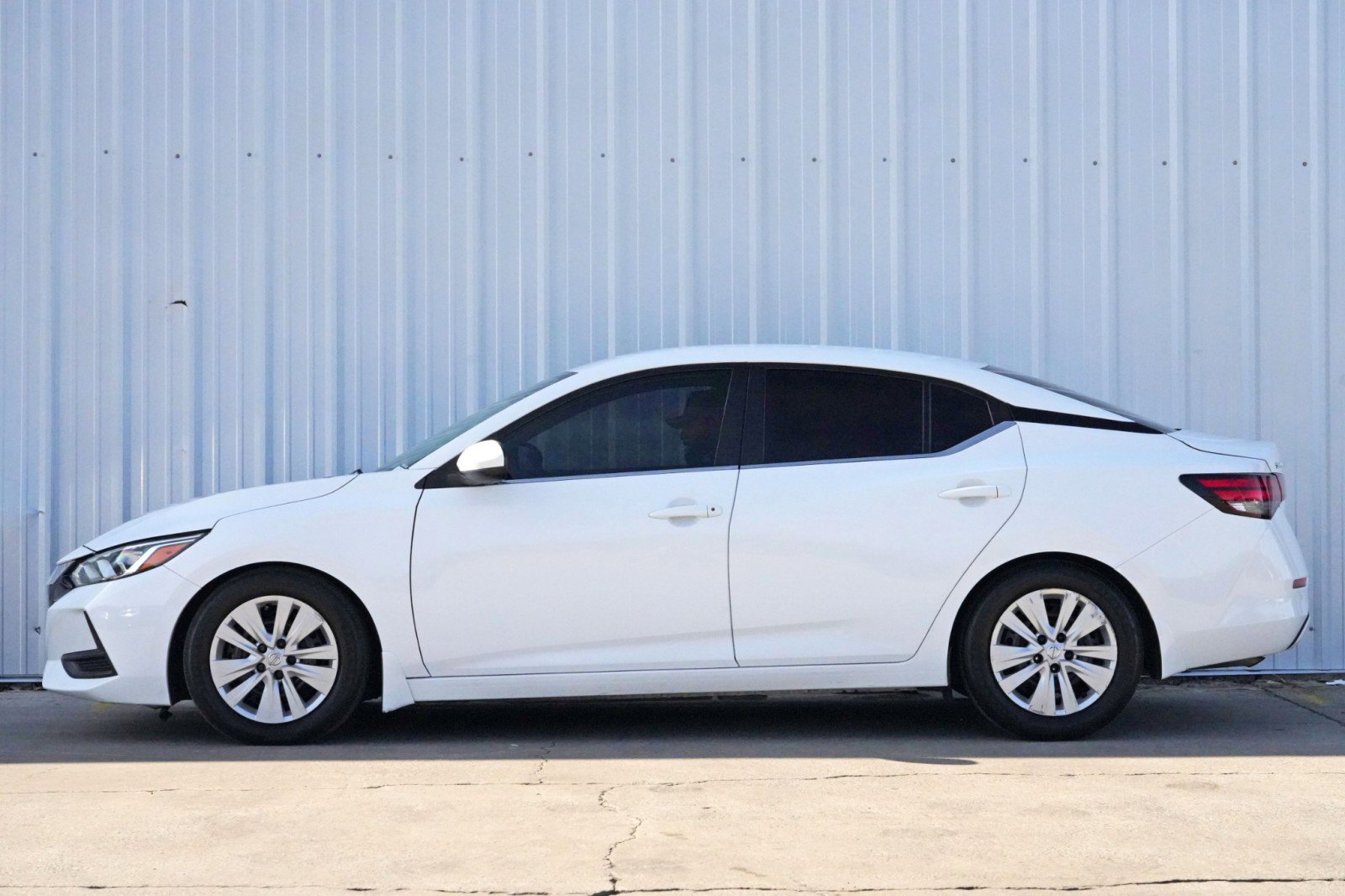 Used 2020 Nissan Sentra S image 8