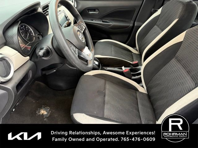 Used 2021 Nissan Versa SV image 8