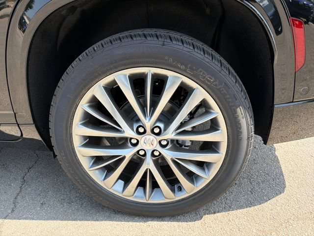 New 2026 Buick Enclave Avenir w/ Super Cruise Package FWD image 26