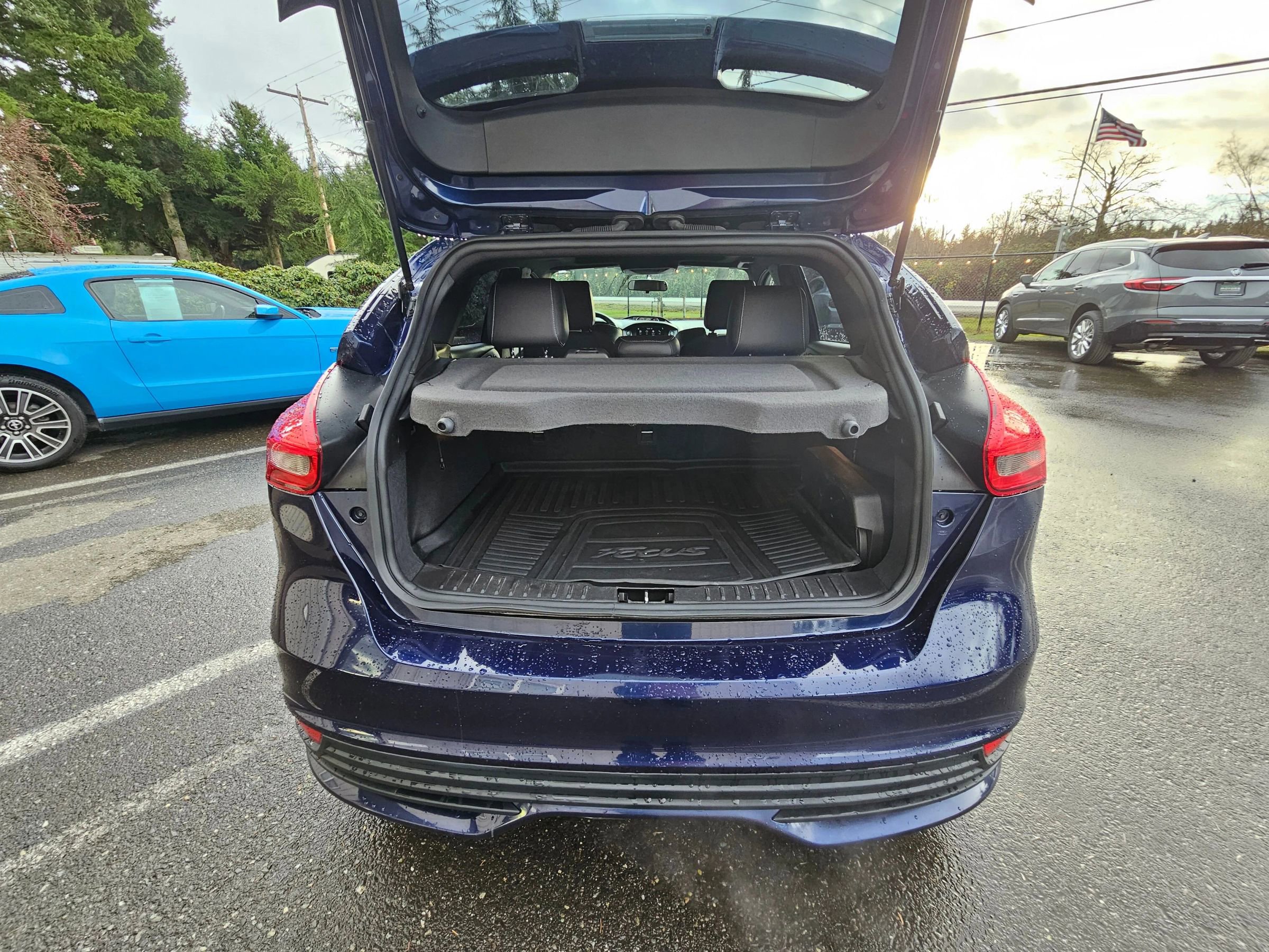 Used 2017 Ford Focus ST image 15