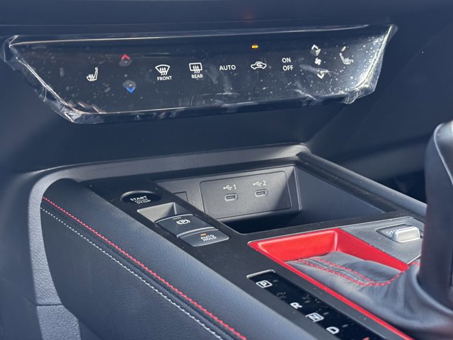 New 2025 Nissan Kicks SR w/ SR Premium Package image 12