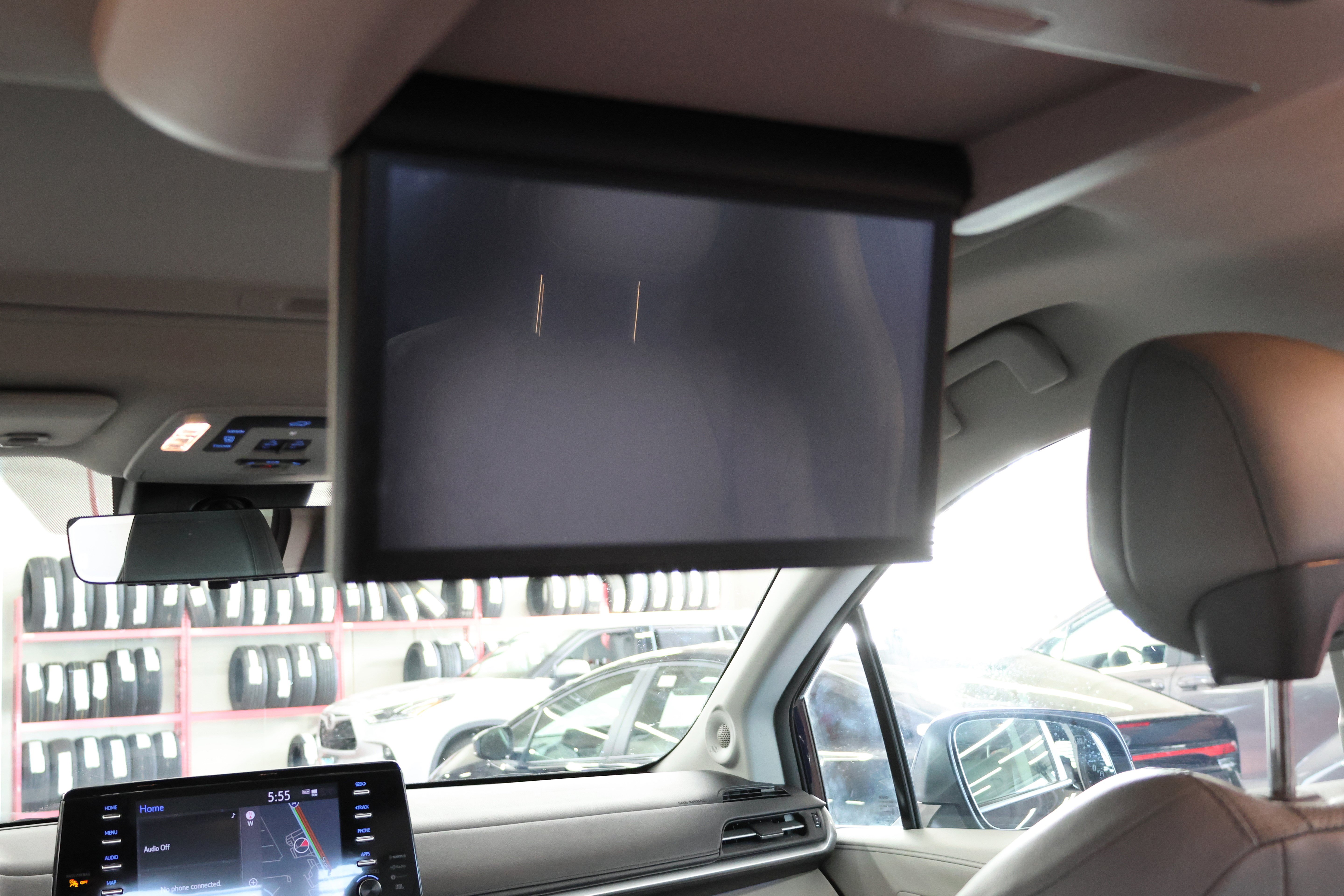 Certified 2023 Toyota Sienna Limited AWD/4WD image 15