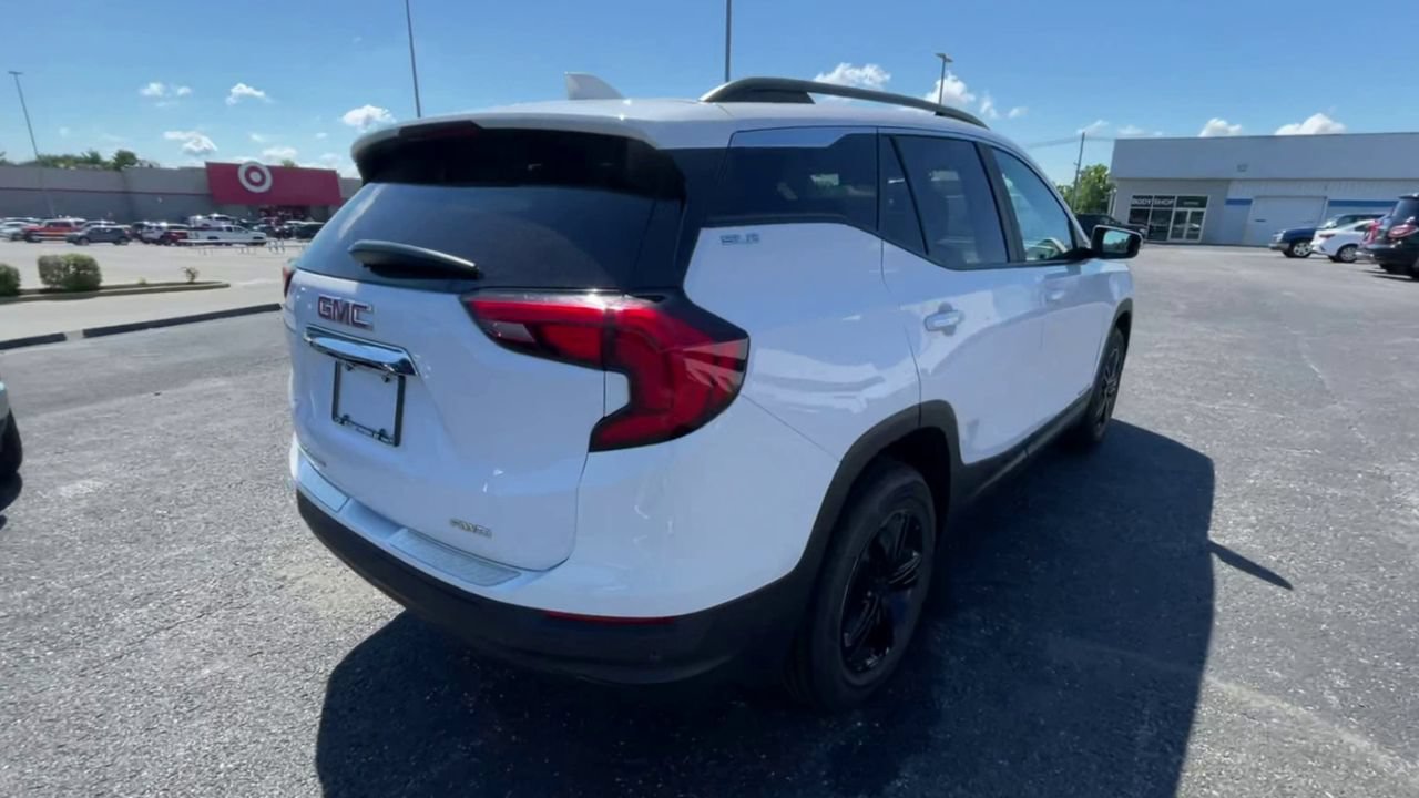 Used 2021 GMC Terrain SLE w/ Driver Convenience Package AWD/4WD image 9