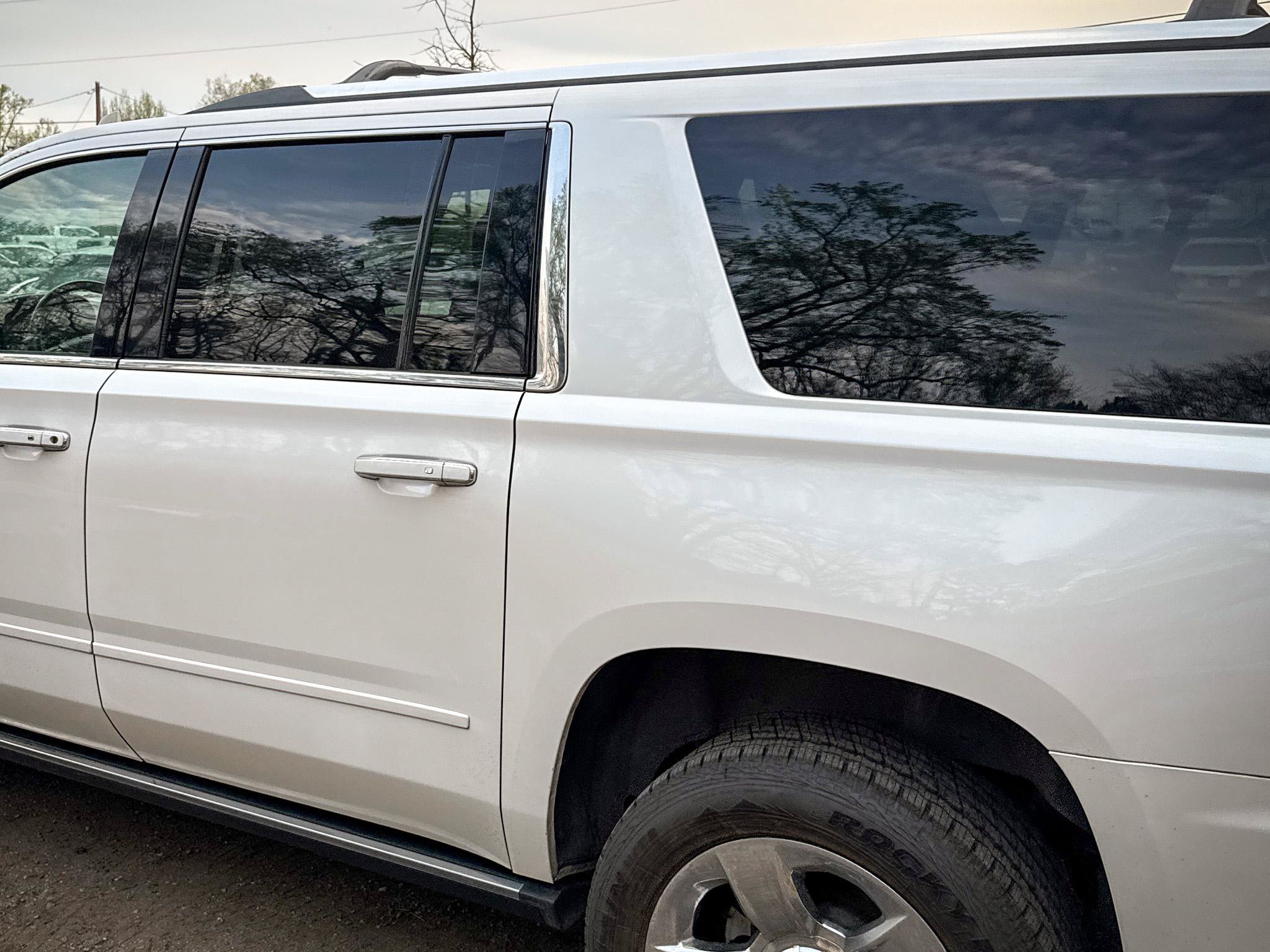 Used 2017 Chevrolet Suburban Premier AWD/4WD image 5
