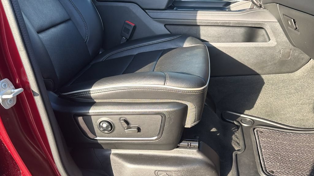 Used 2023 RAM 1500 Limited w/ Body Color Bumper Group AWD/4WD image 29