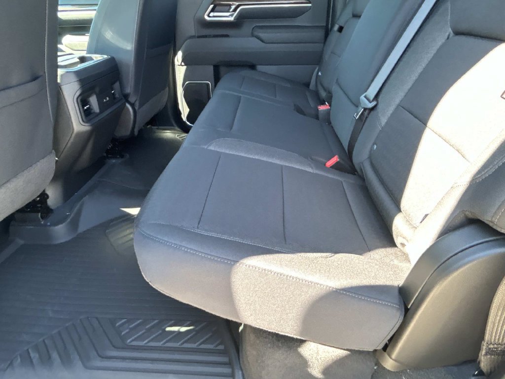 New 2026 Chevrolet Silverado 2500 LT w/ Trail Boss Package AWD/4WD image 9
