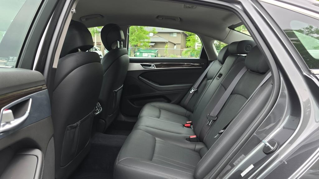 Used 2018 Genesis G80 3.8 AWD/4WD image 16