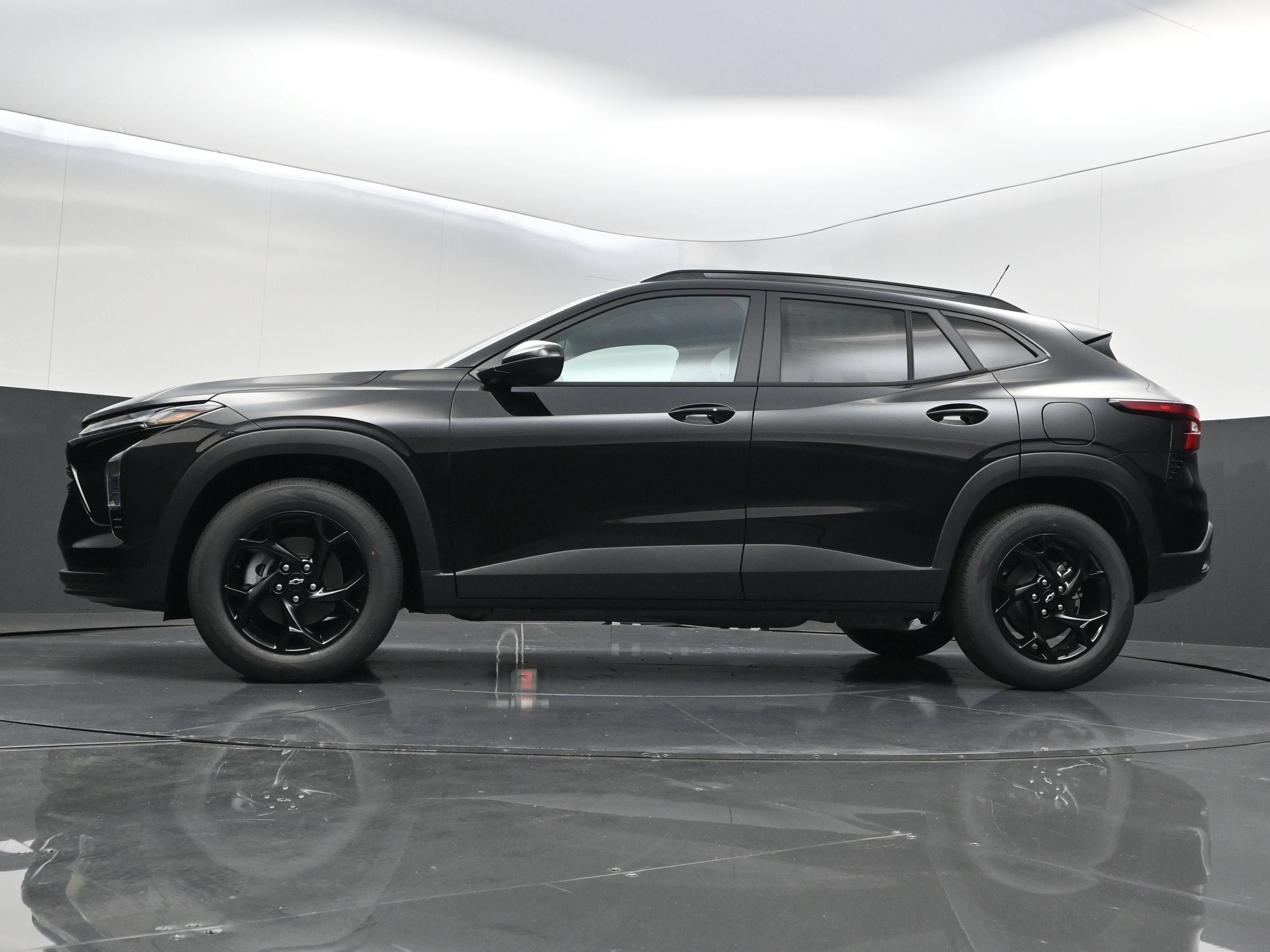 New 2026 Chevrolet Trax LT w/ Sunroof Package FWD image 41