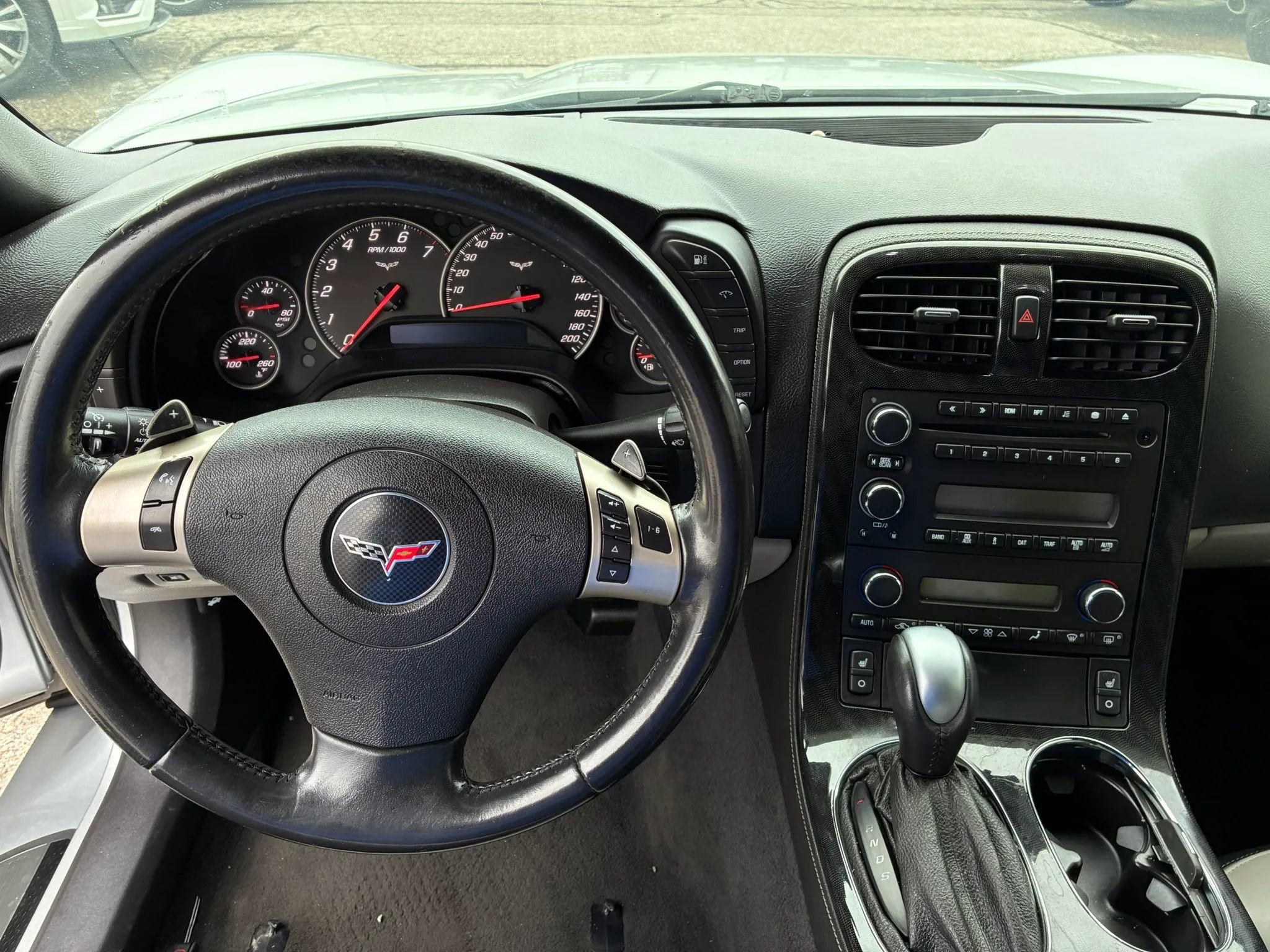 Used 2010 Chevrolet Corvette Coupe w/ Preferred Equipment Group image 5