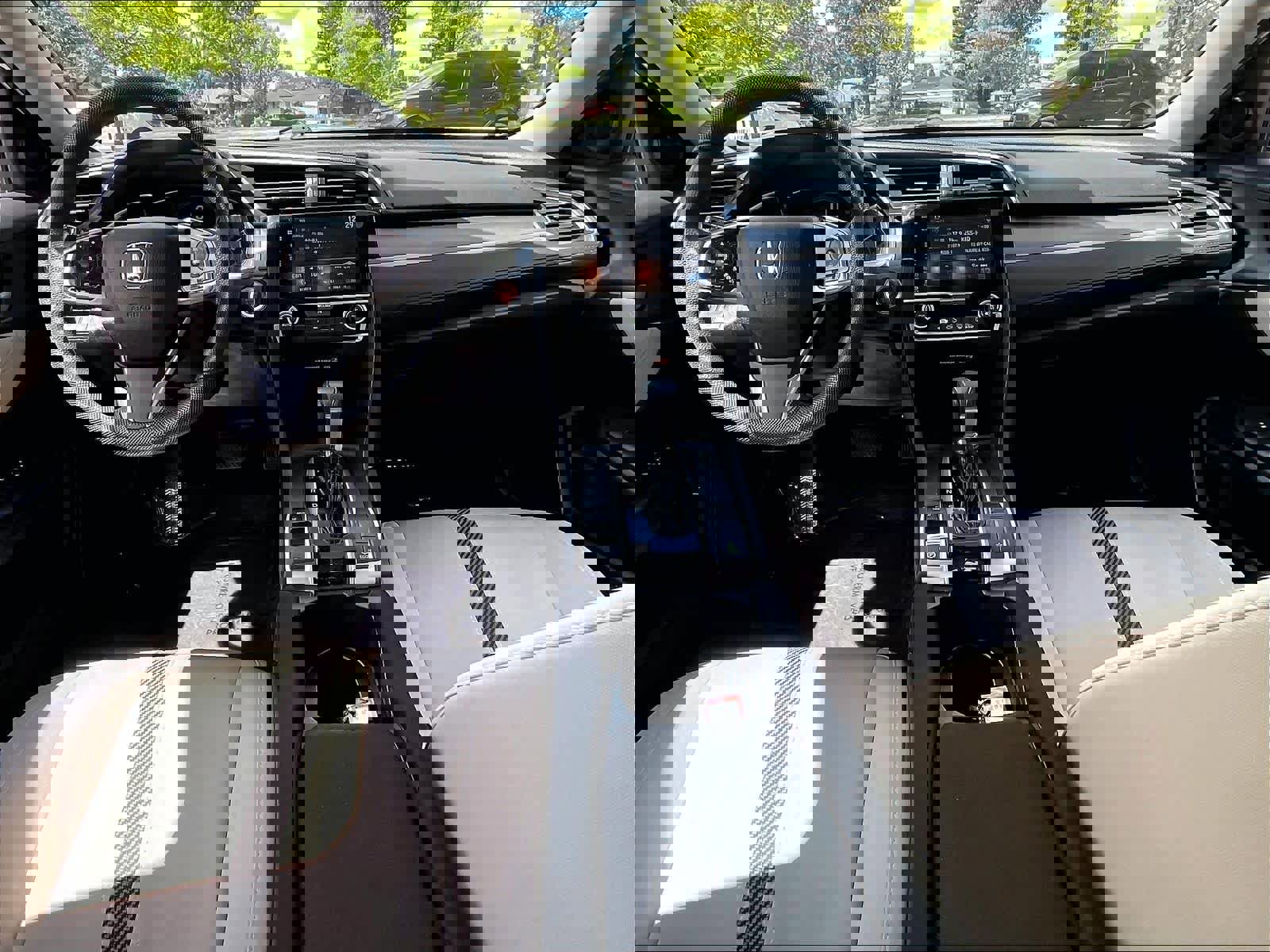 Used 2018 Honda Civic EX image 17