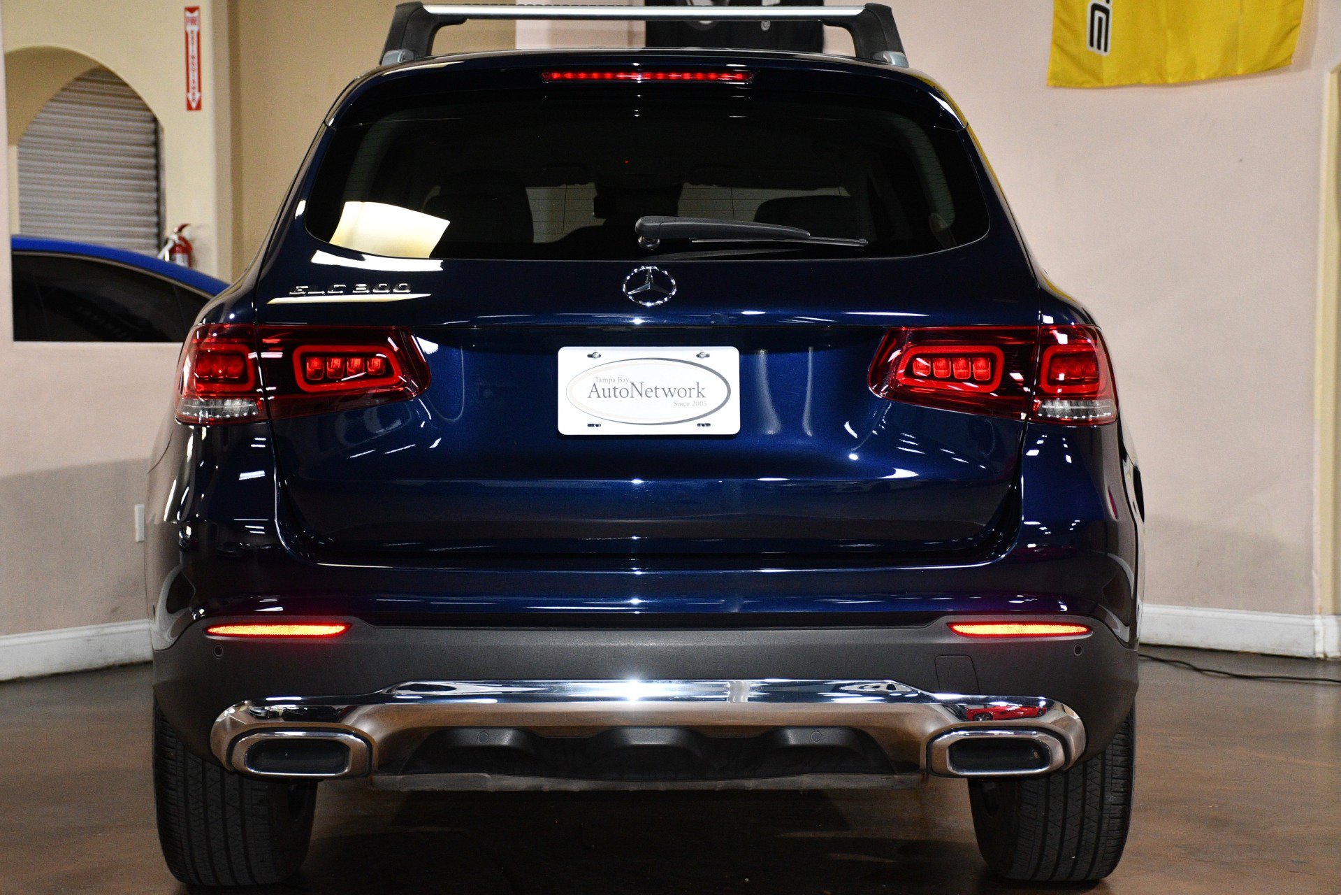 Used 2022 Mercedes-Benz GLC 300 image 2