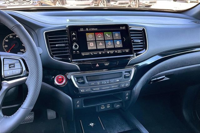 New 2026 Honda Ridgeline Black Edition image 6