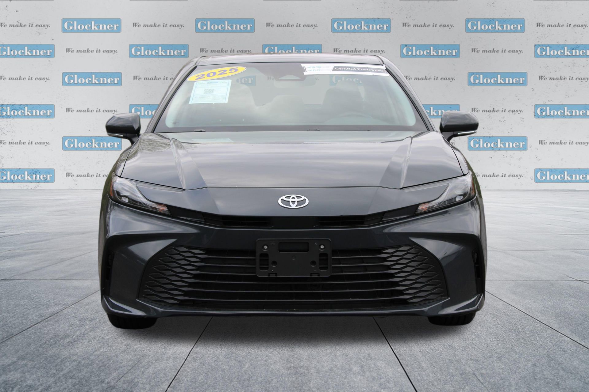 Used 2025 Toyota Camry LE image 2