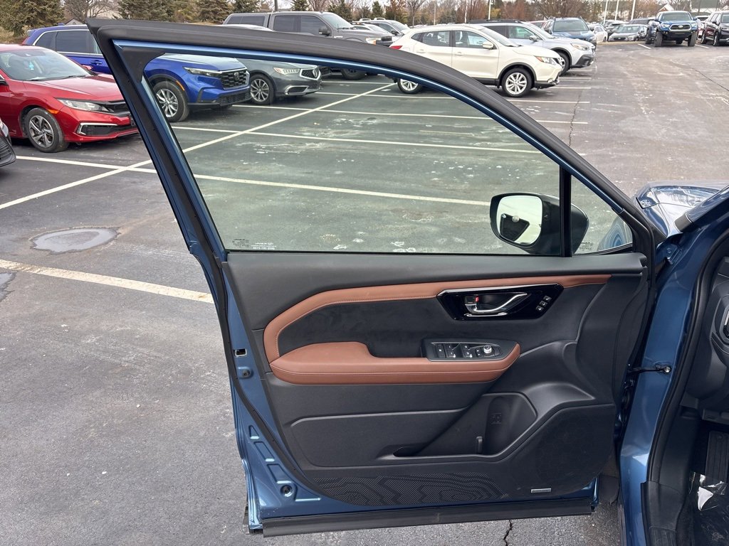 Certified 2025 Subaru Forester Touring image 19