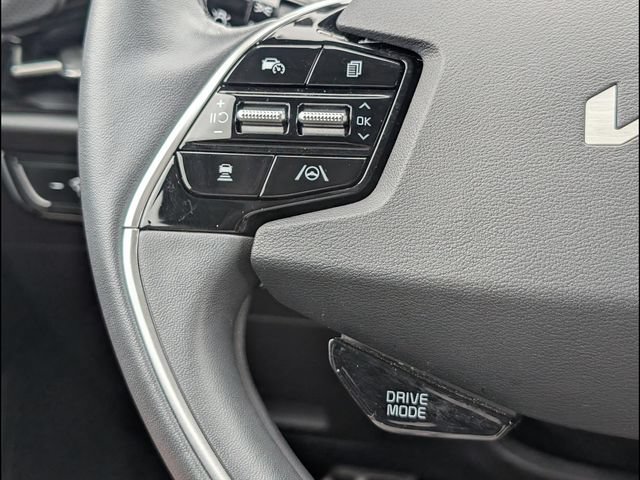 Certified 2025 Kia Niro EX Touring FWD image 17