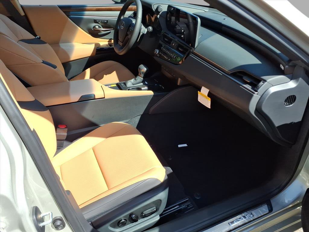 New 2025 Lexus ES 350 w/ Premium Package image 10