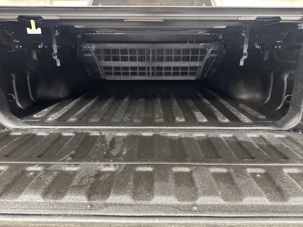 Used 2019 RAM 1500 Limited AWD/4WD image 25