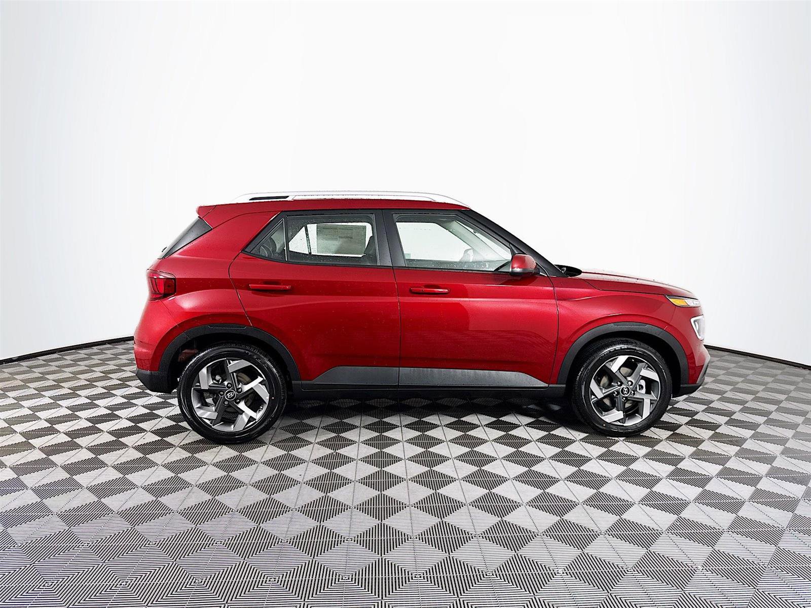 New 2025 Hyundai Venue Limited image 8