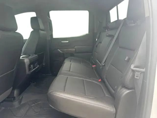 Used 2019 Chevrolet Silverado 1500 LT Trail Boss AWD/4WD image 17