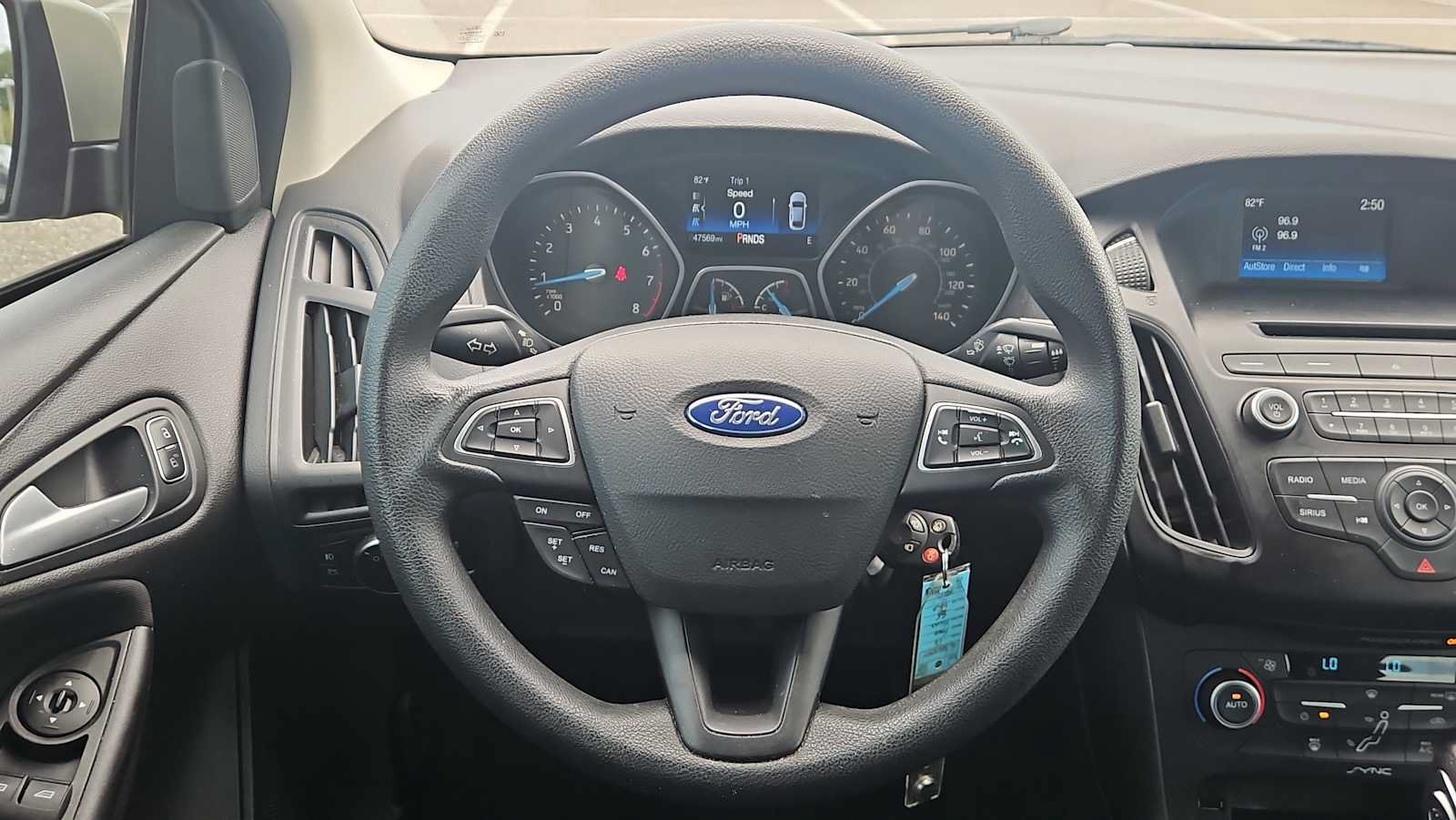 Used 2017 Ford Focus SE FWD image 11