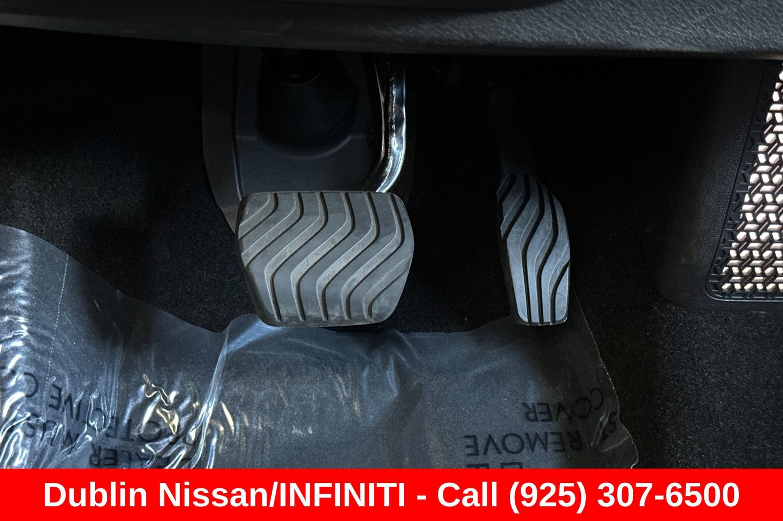 Used 2023 Nissan Ariya FWD image 44