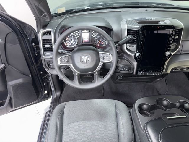 Used 2026 RAM 2500 Big Horn AWD/4WD image 16