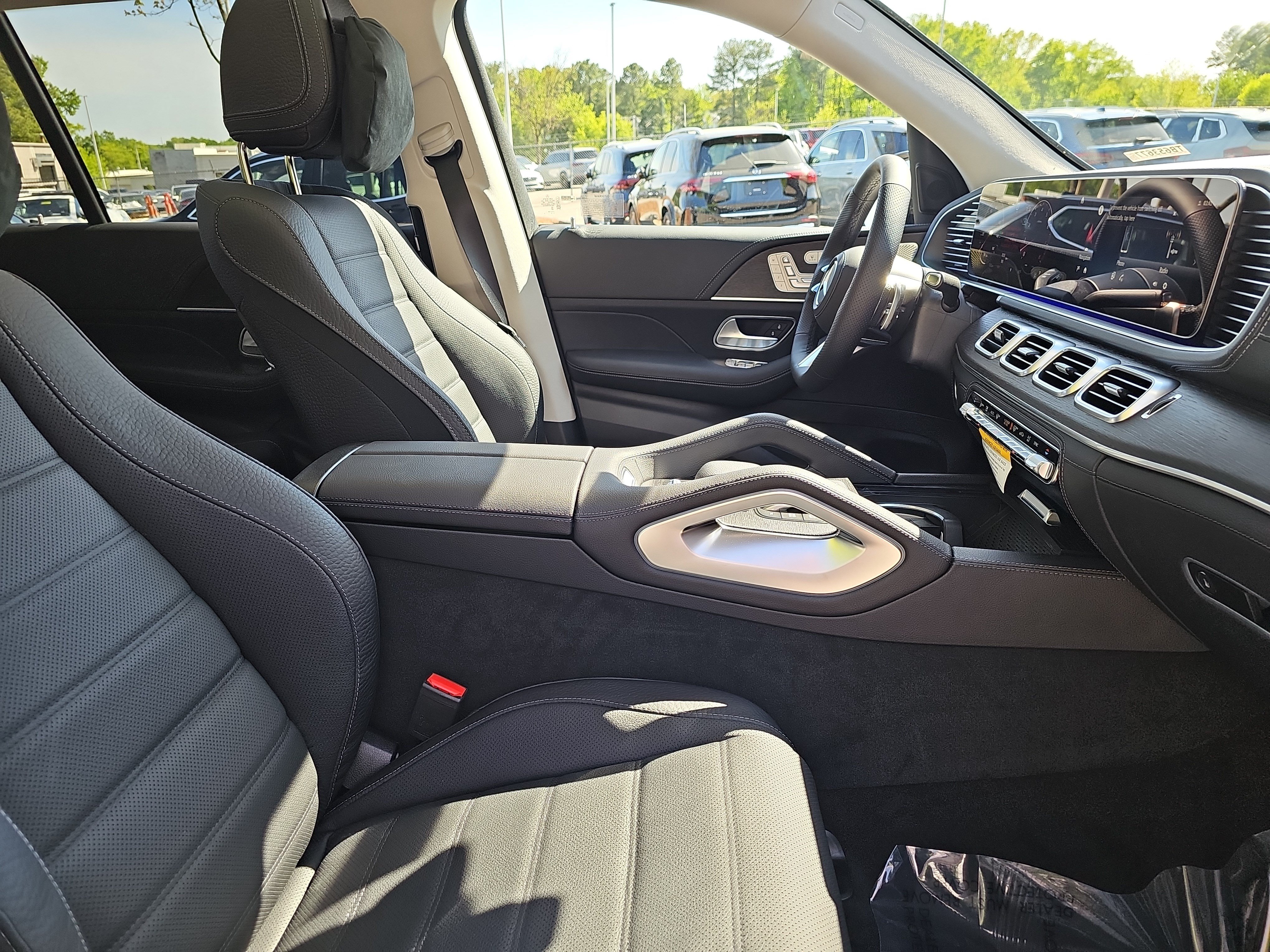 New 2026 Mercedes-Benz GLS 450 4MATIC image 10