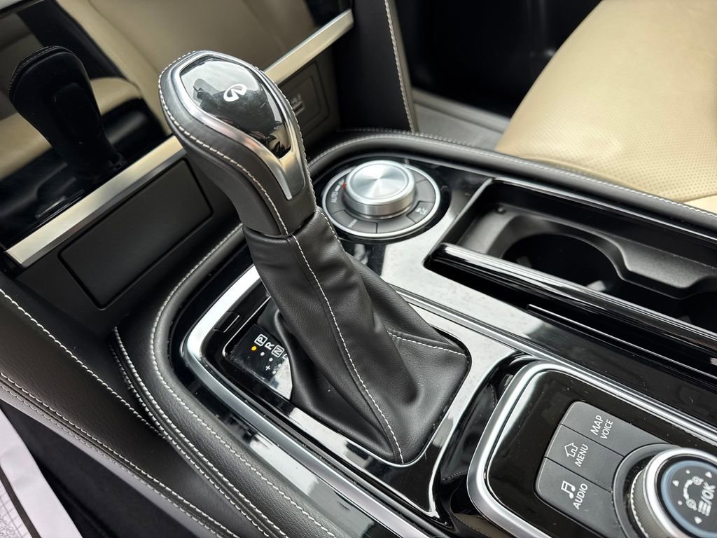 Used 2024 INFINITI QX80 Premium Select w/ Cargo Package image 25