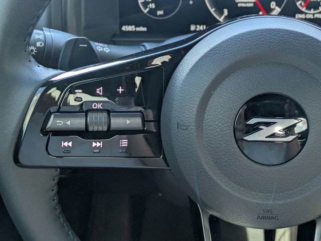 Used 2025 Nissan Z Sport w/ Floor Mat Package image 20