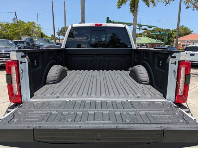 New 2026 Ford F250 Lariat w/ Black Appearance Package AWD/4WD image 13