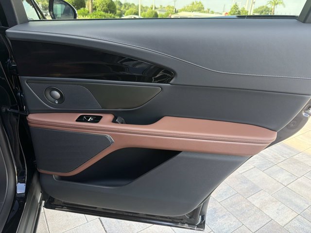New 2026 Lincoln Nautilus Reserve AWD/4WD image 21