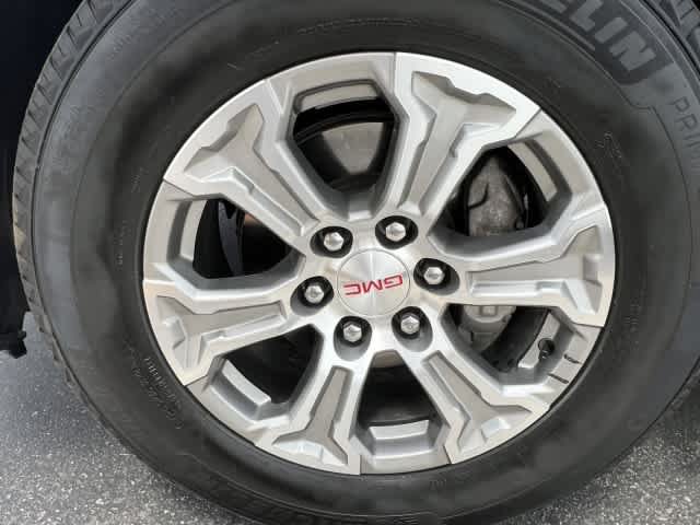 Used 2025 GMC Sierra 1500 SLT AWD/4WD image 10