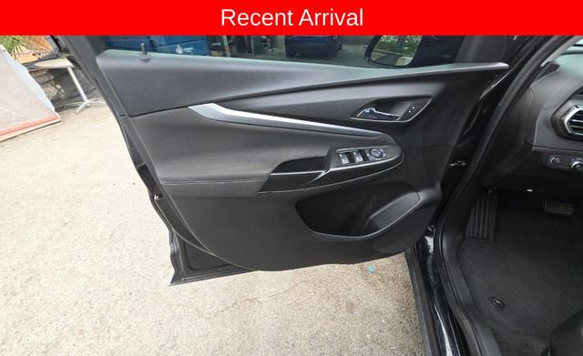Used 2023 Chevrolet Bolt EUV LT w/ Redline Edition image 10