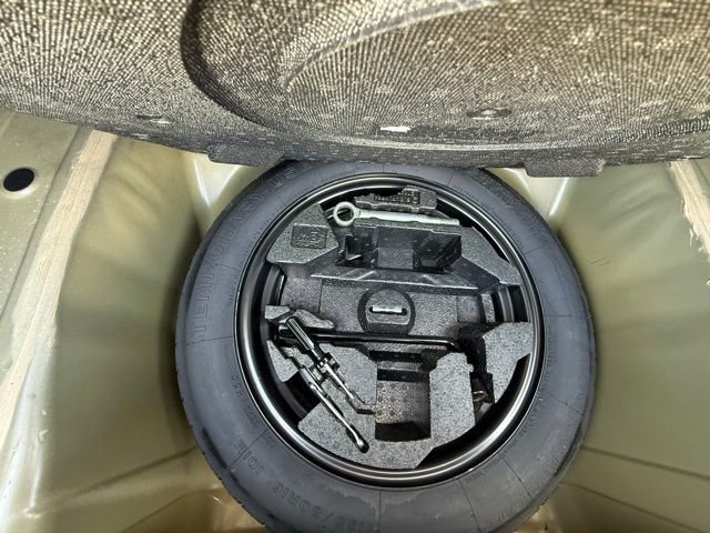 Used 2011 Subaru Legacy 2.5i Premium w/ All-Weather Pkg image 30