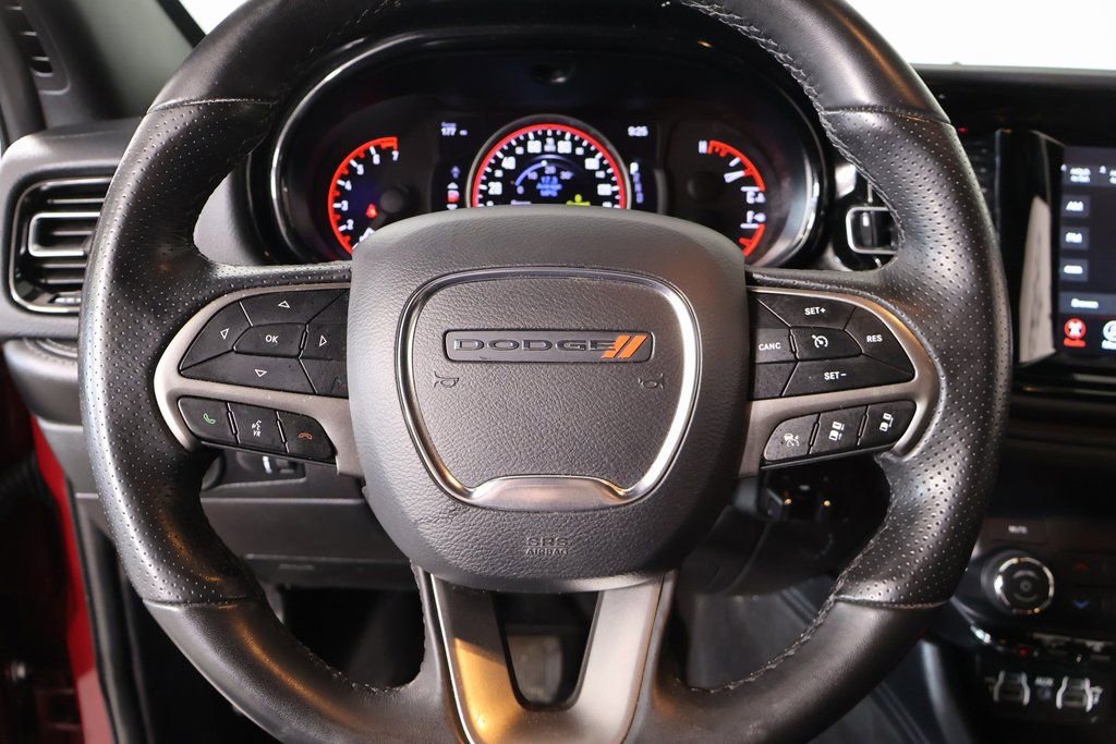 Used 2023 Dodge Durango SXT Launch Edition image 3