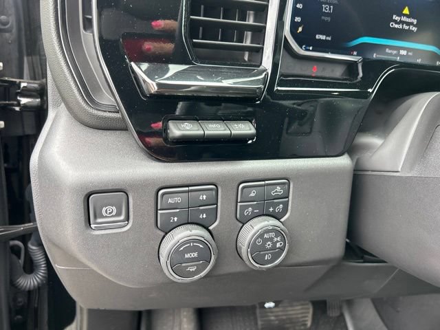 Used 2026 Chevrolet Silverado 1500 ZR2 AWD/4WD image 18