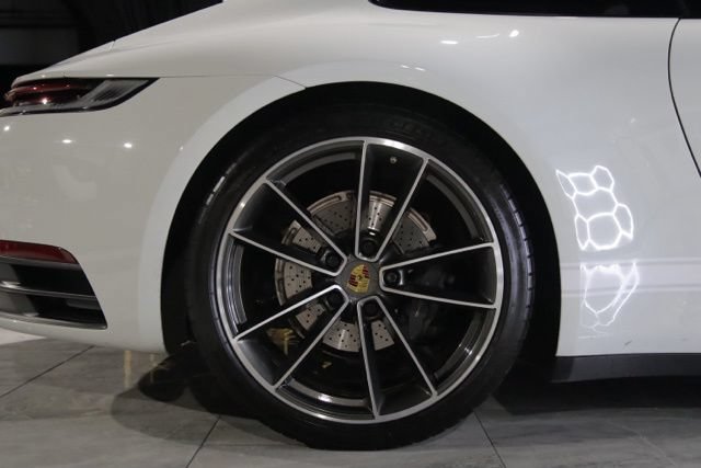 Used 2020 Porsche 911 Carrera RWD image 35