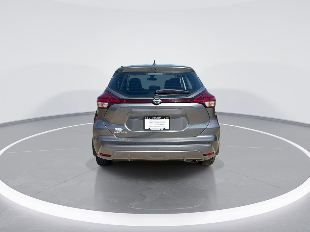 Used 2023 Nissan Kicks S image 7
