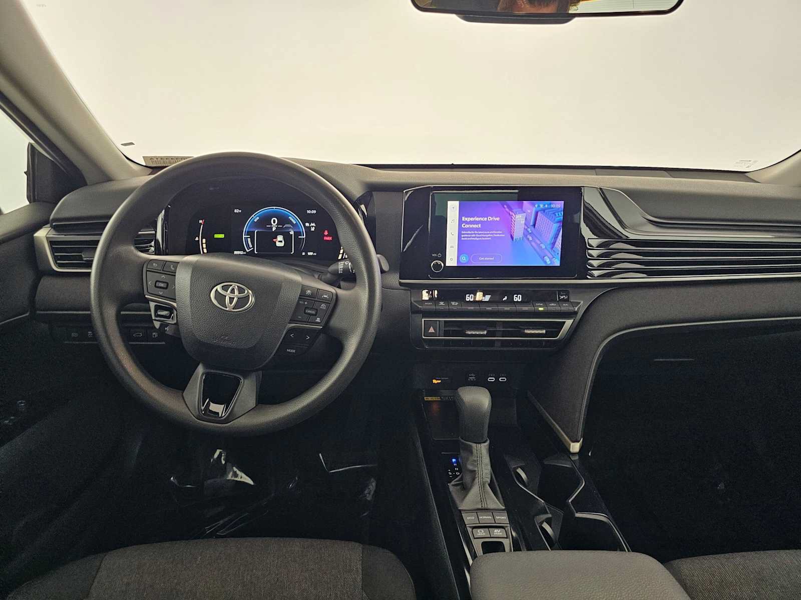 Used 2025 Toyota Camry LE FWD image 18