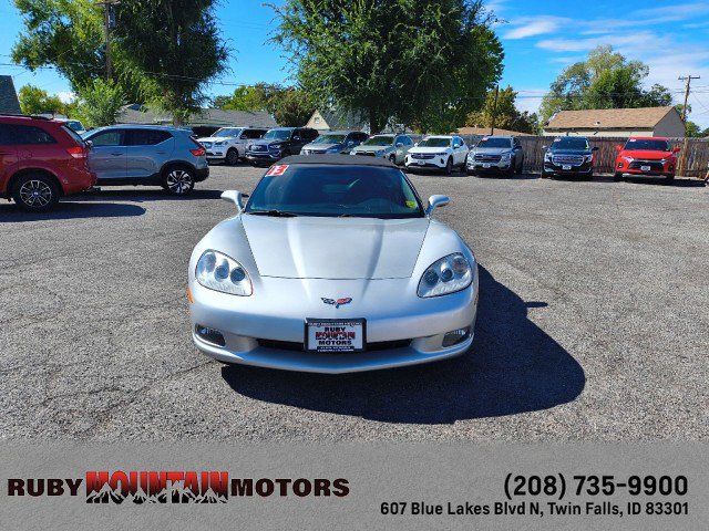 Used 2013 Chevrolet Corvette Convertible image 2