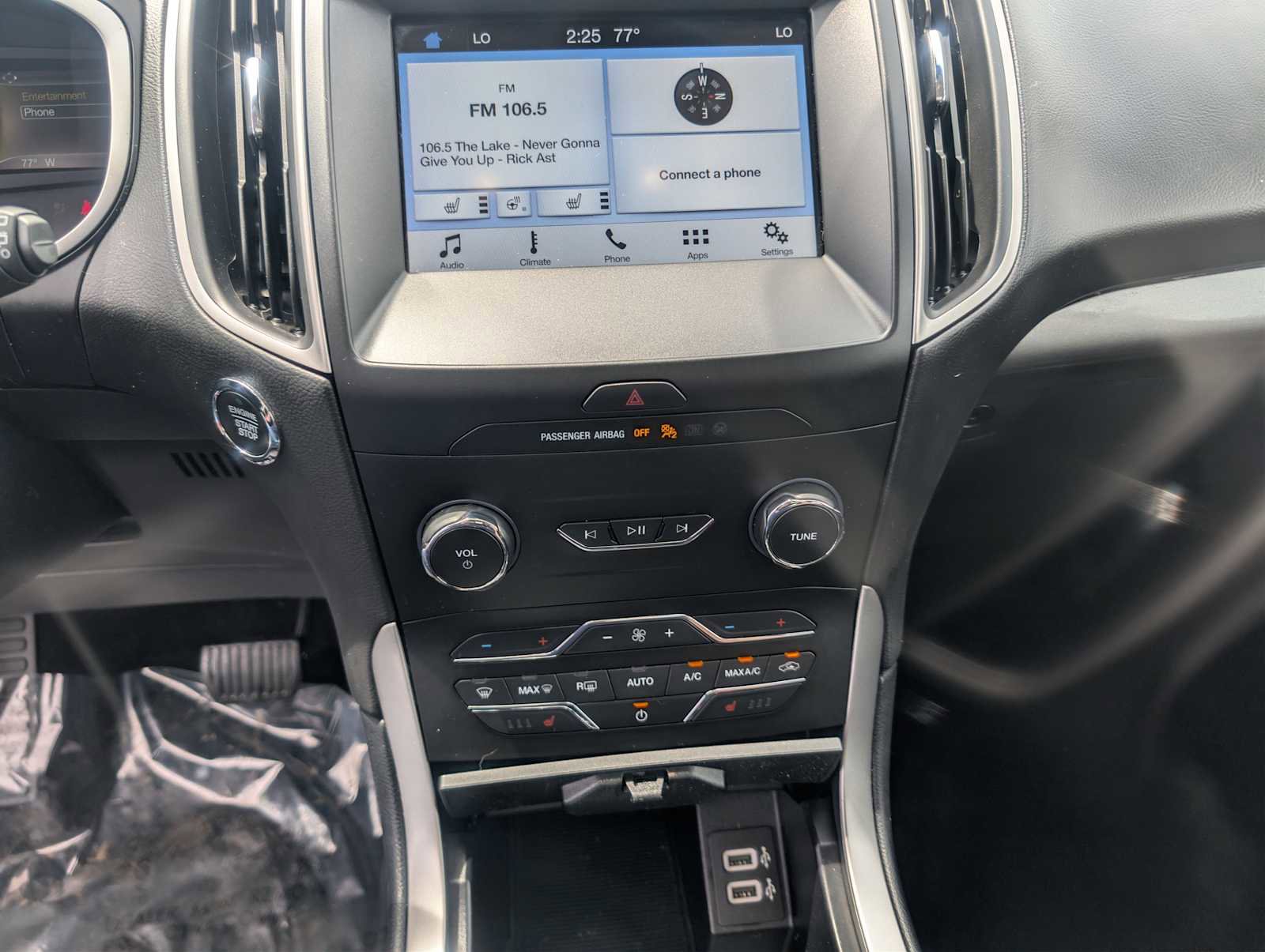 Used 2019 Ford Edge SEL w/ Equipment Group 201A AWD/4WD image 12