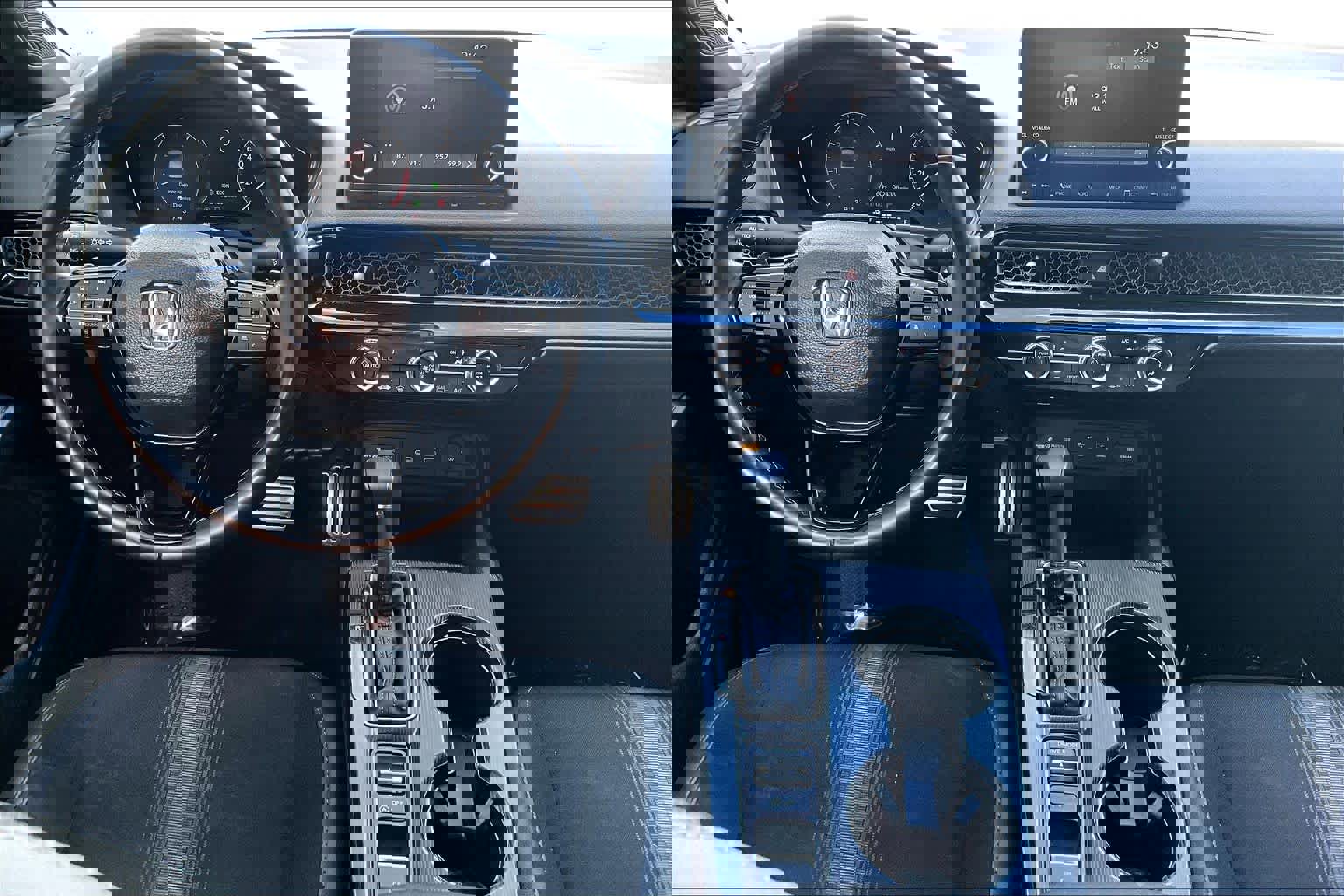 Used 2025 Honda Civic Sport image 15