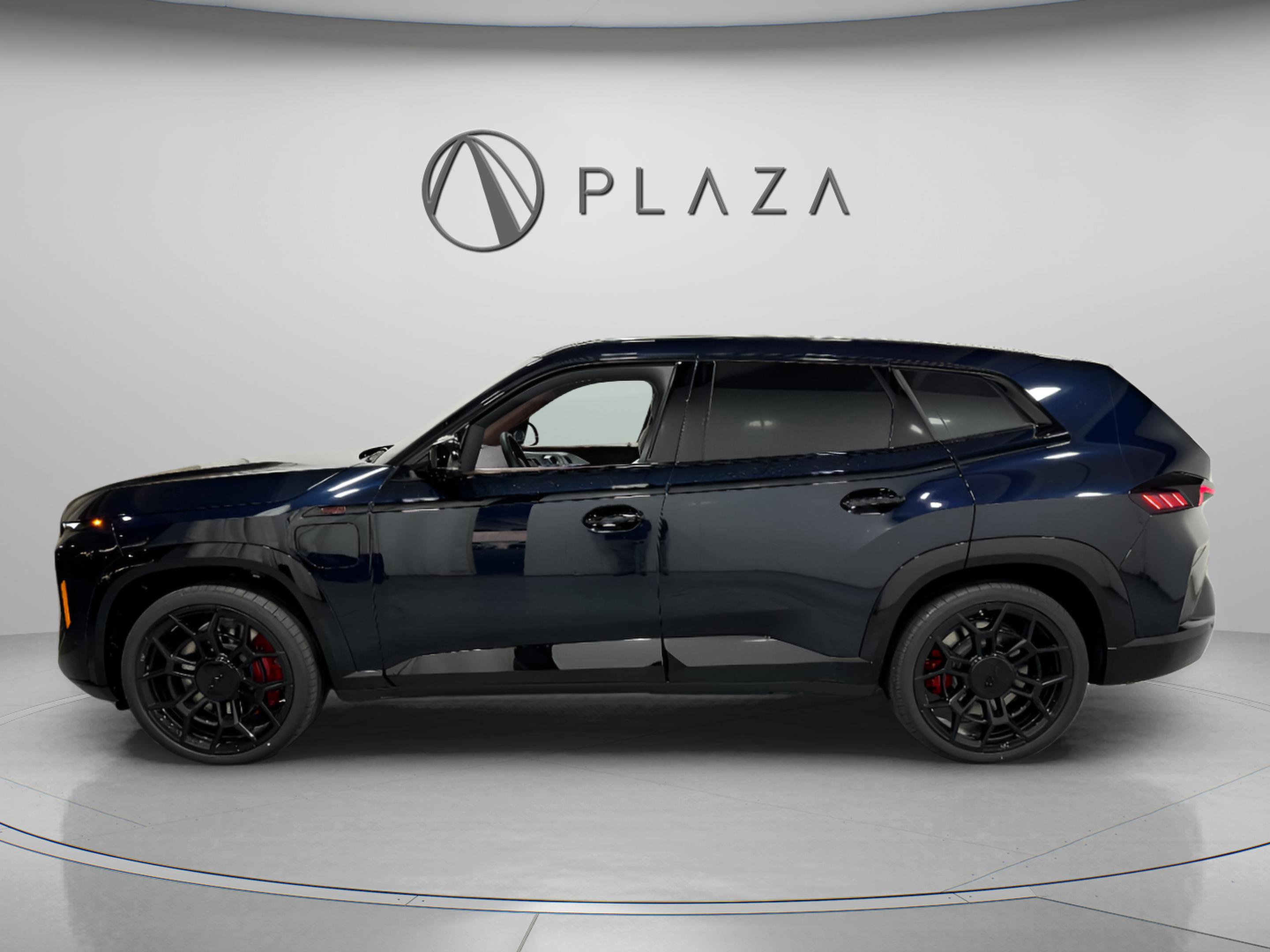 New 2026 BMW XM Label Red image 3