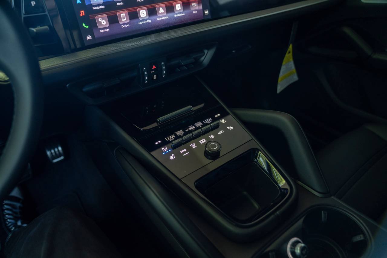 New 2026 Porsche Cayenne S AWD/4WD image 22