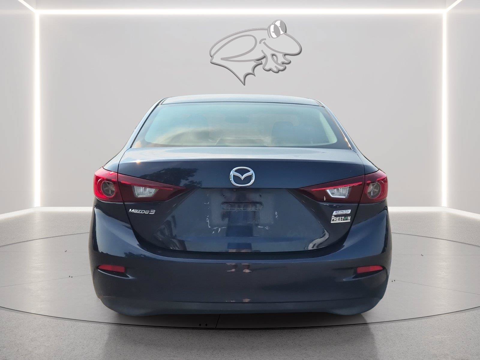Used 2016 MAZDA MAZDA3 i Sport w/ Preferred Equipment Package FWD image 4
